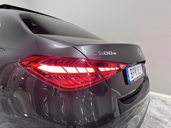Mercedes-Benz C300 e 8 of 30