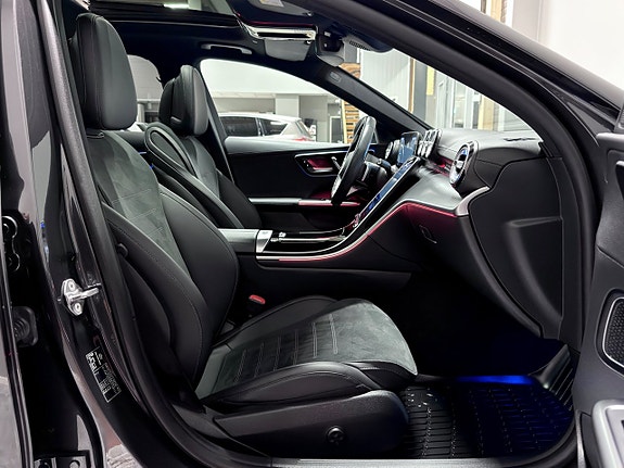 Mercedes-Benz C300 e 29 of 30