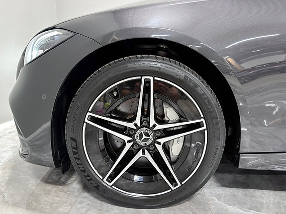 Mercedes-Benz C300 e 13 of 30