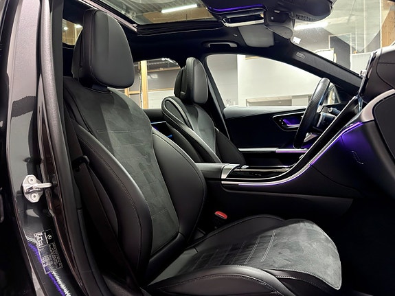 Mercedes-Benz C300 e 30 of 30