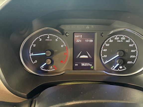 Toyota Yaris 11 of 12