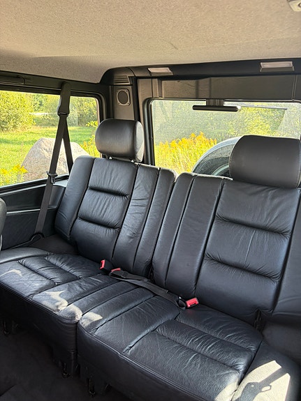 Mercedes-Benz G400 13 of 17