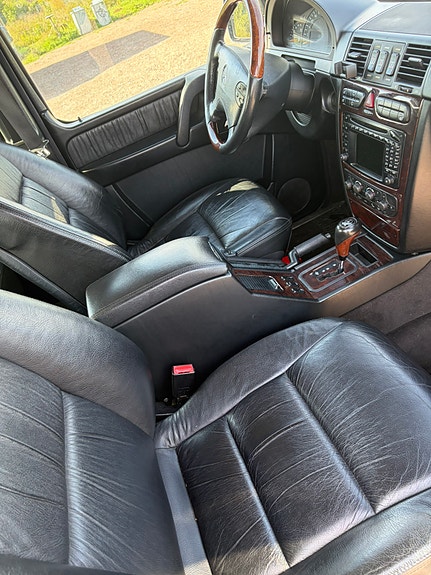 Mercedes-Benz G400 12 of 17