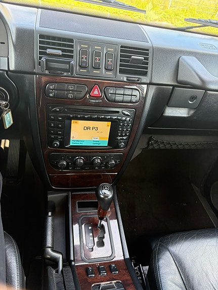 Mercedes-Benz G400 17 of 17
