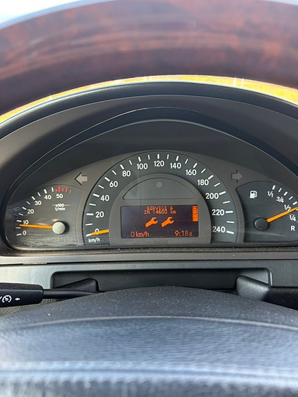 Mercedes-Benz G400 15 of 17