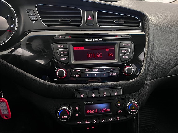 Kia Ceed 18 of 19