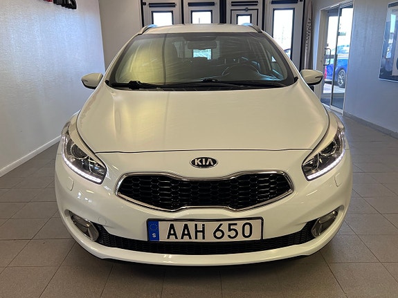 Kia Ceed 3 of 19