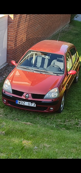 Renault Clio 16 of 20