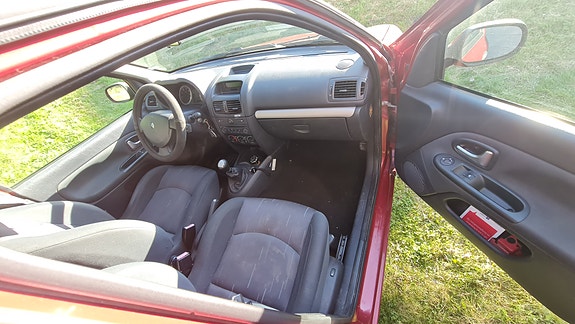 Renault Clio 9 of 20