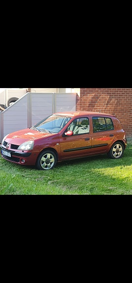 Renault Clio 15 of 20