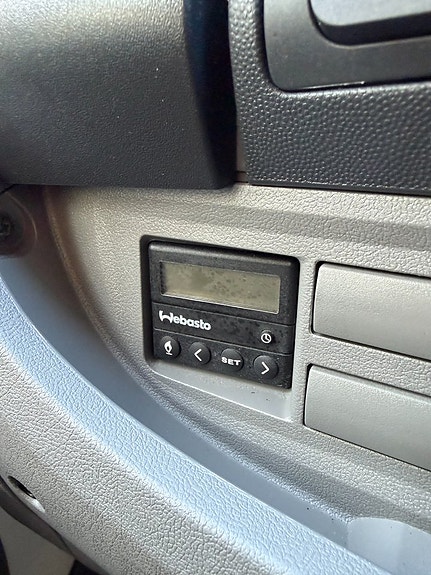 KABE Travel Master 740 LTD / Fransk bädd & stor toa! ALDE! Vinteranpassad! 12V Fläkt! Webastovärmare! Golvvärme! 4 of 23