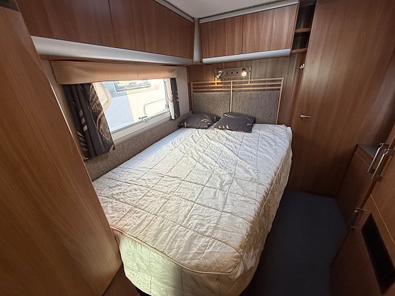KABE Travel Master 740 LTD / Fransk bädd & stor toa! ALDE! Vinteranpassad! 12V Fläkt! Webastovärmare! Golvvärme! 12 of 23