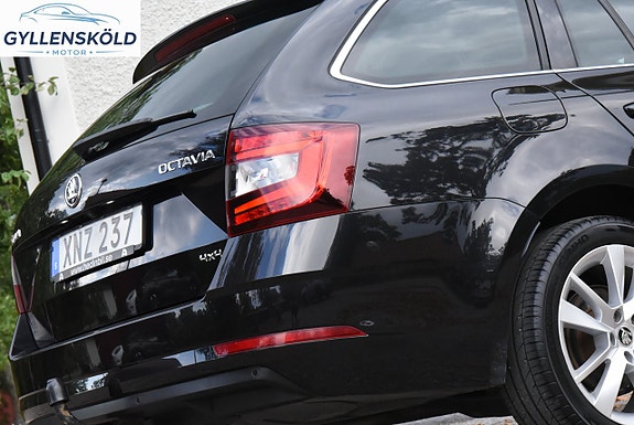 Skoda Octavia 4 of 15