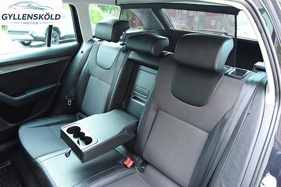 Skoda Octavia 13 of 15