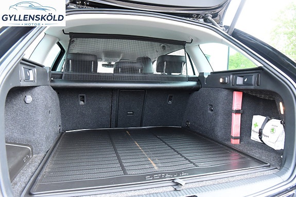 Skoda Octavia 14 of 15