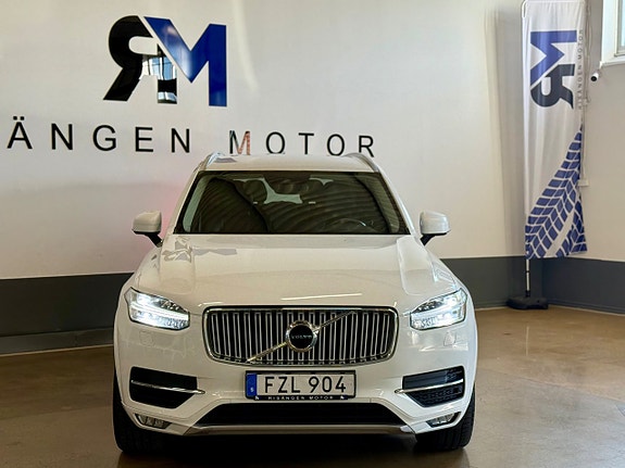 Volvo XC90 6 of 21