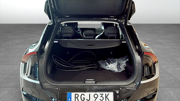 Kia EV6 10 of 12