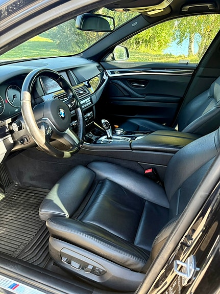 BMW 520d 4 of 11