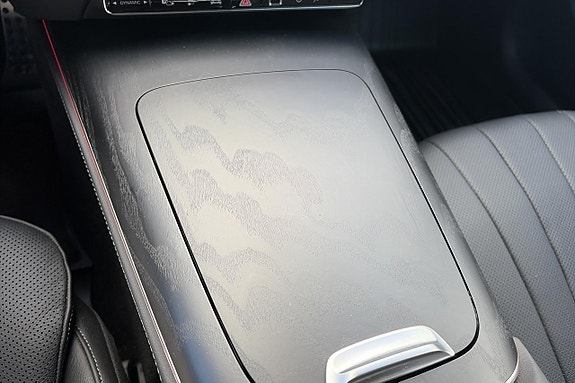 Mercedes-Benz E300 de 26 of 30