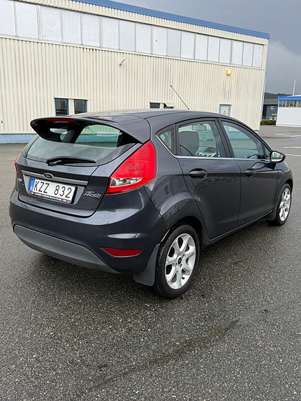 Ford Fiesta 3 of 10