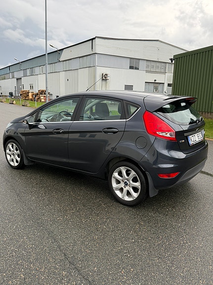 Ford Fiesta 4 of 10