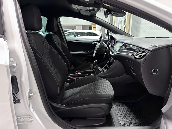 Opel Astra 23 of 27