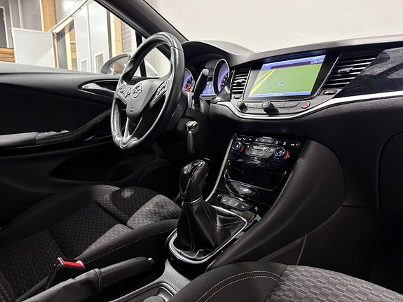 Opel Astra 22 of 27