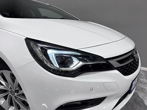 Opel Astra 10 of 27