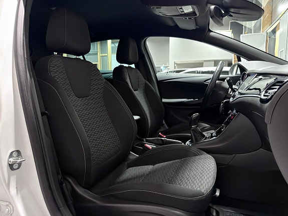 Opel Astra 24 of 27
