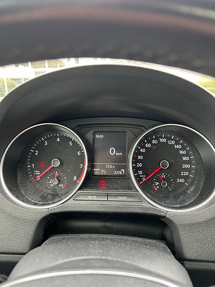 Volkswagen Polo 7 of 9