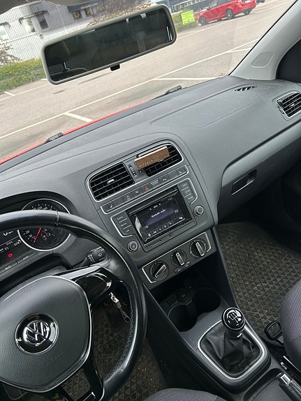 Volkswagen Polo 8 of 9