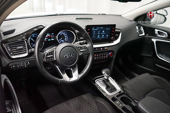 Kia Ceed 8 of 19