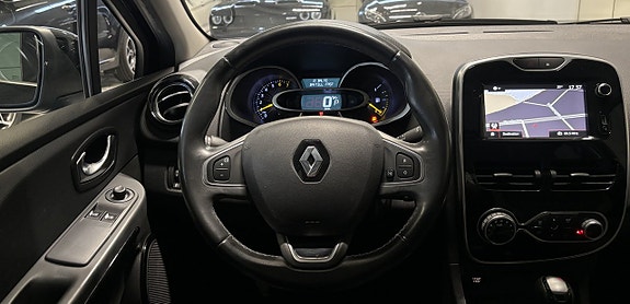 Renault Clio 14 of 24