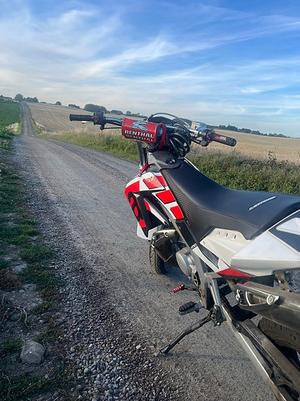 Aprilia SX50 5 of 5