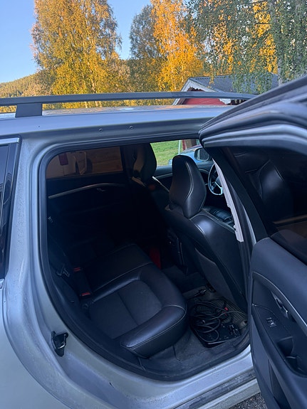 Volvo V70 7 of 12