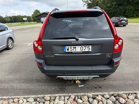 Volvo XC90 5 of 8