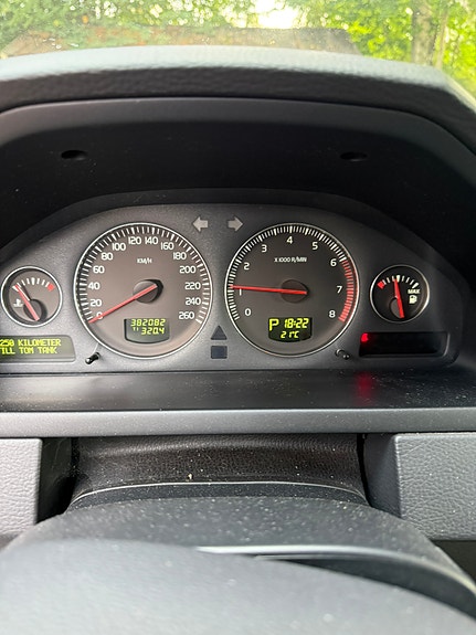 Volvo XC90 8 of 8