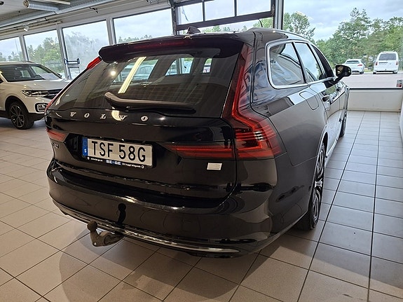 Volvo V90 4 of 13