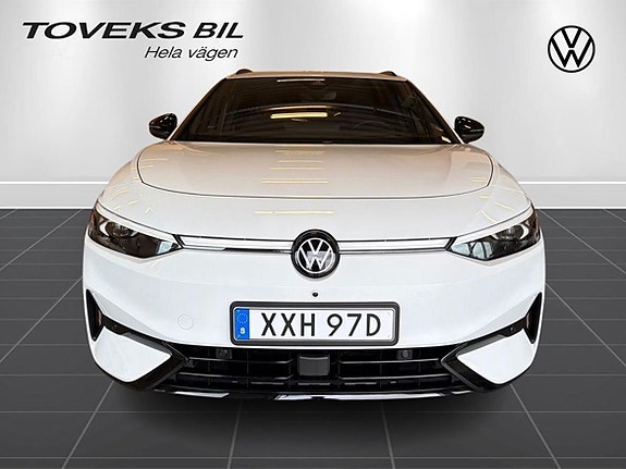 Volkswagen ID.7 8 of 17