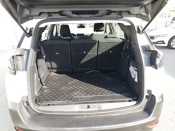 Peugeot 5008 16 of 19
