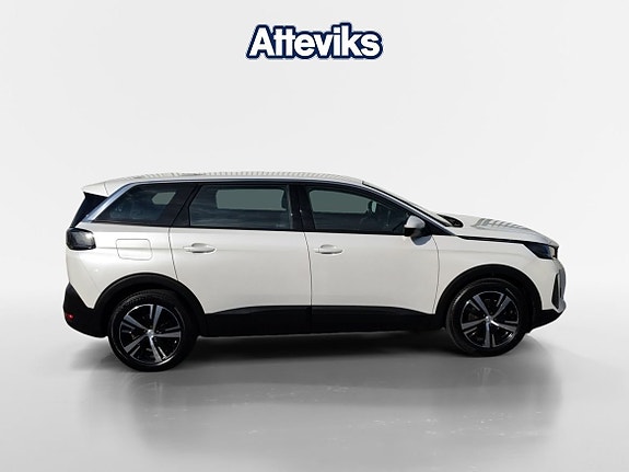 Peugeot 5008 2 of 19