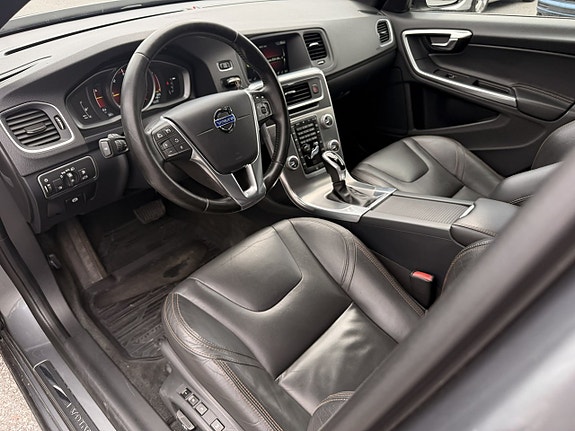 Volvo V60 Cross Country 9 of 22