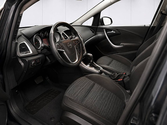 Opel Astra 8 of 11