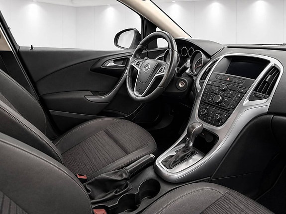Opel Astra 11 of 11