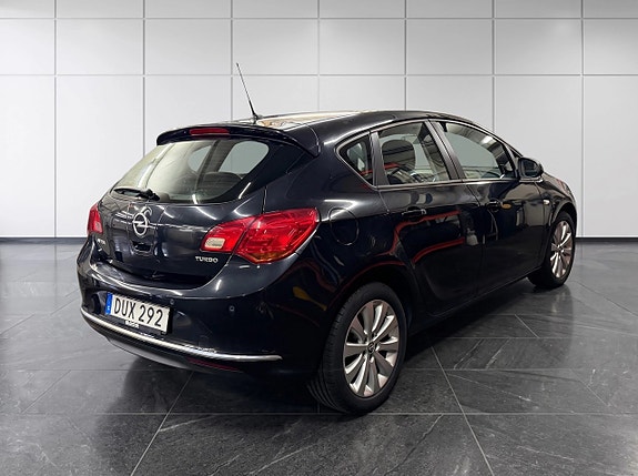 Opel Astra 6 of 11