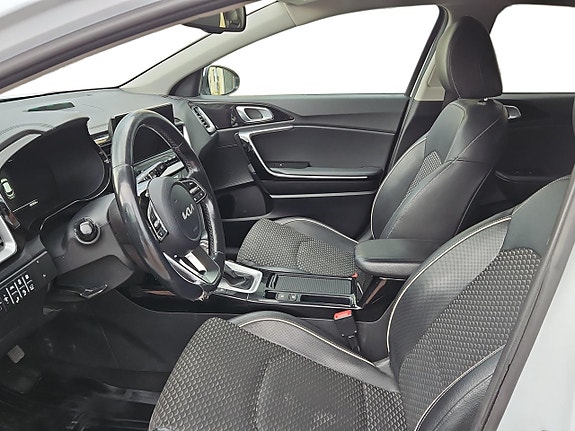 Kia XCeed 6 of 8
