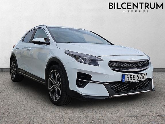 Kia XCeed 2 of 8