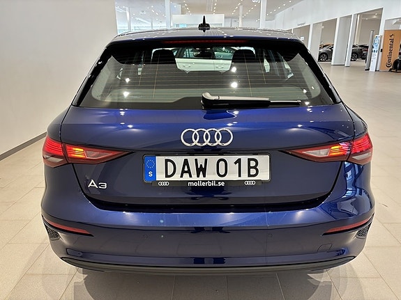 Audi A3 3 of 19