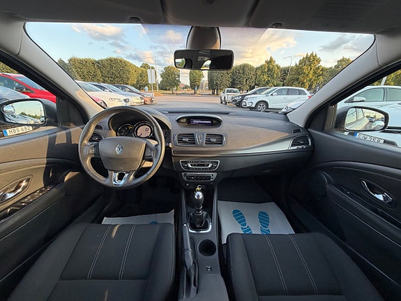 Renault Megane 15 of 21