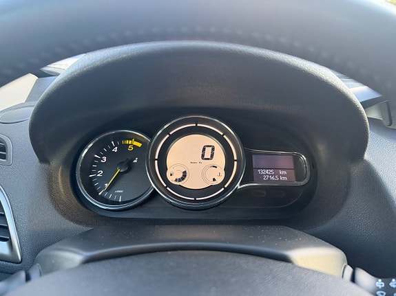 Renault Megane 20 of 21